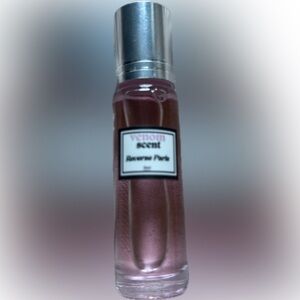 NWT Venom scent roll on fragrance